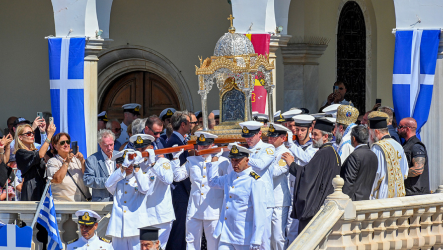 Ο εορτασμός του Δεκαπενταύγουστου στην Ελλάδα - Βίντεο και φωτογραφίες 