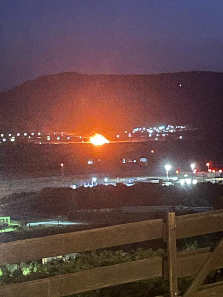 Υπό μερικό έλεγχο η πυρκαγιά σε χαμηλή βλάστηση στη Σάμο - Δείτε βίντεο