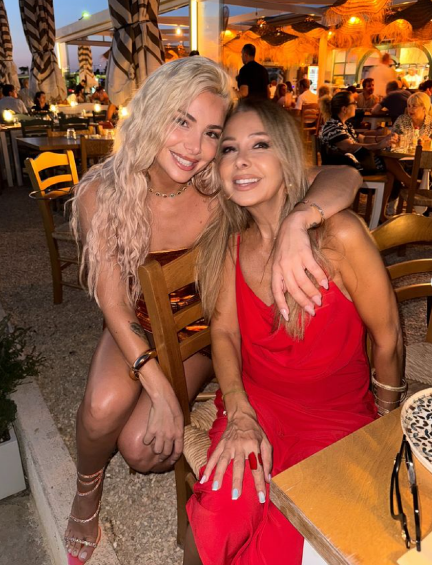 Ζόζεφιν: Αγκαλιά με τον Νίνο ανήμερα των γενεθλίων της