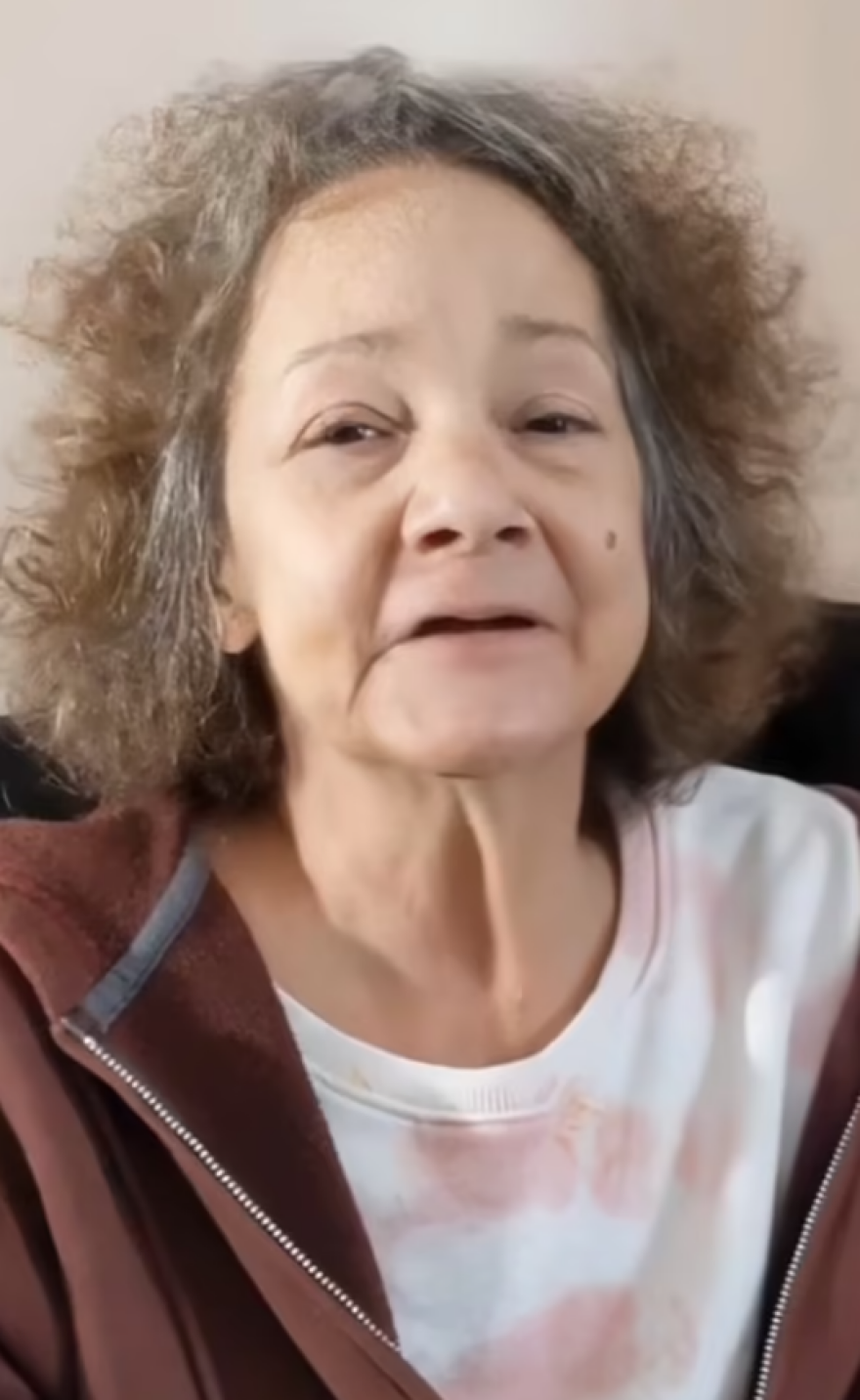 Μαράια Κάρεϊ: Δεν συμφιλιώθηκε ποτέ με την αδερφή της - Η ταραχώδης ζωή της Άλισον και ο θάνατος στα 63 της χρόνια 