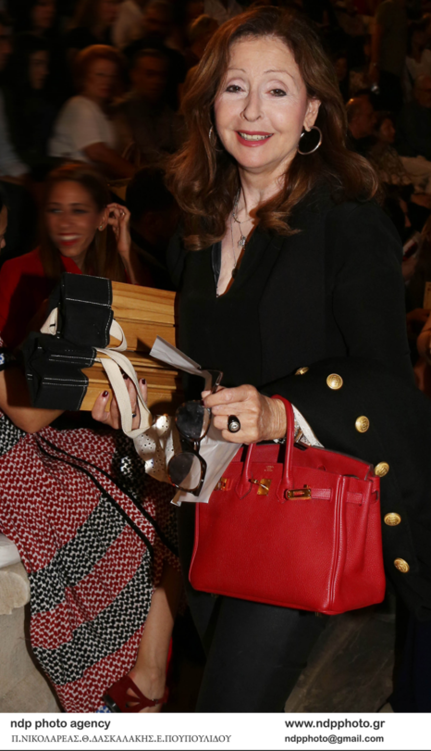 Βίκυ Λέανδρος: Εξώδικο από τον πατέρα της - Της απαγορεύει να πει τραγούδια του στη συναυλία της