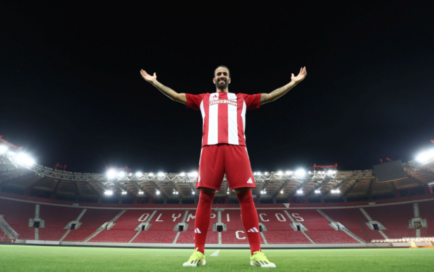 Ολυμπιακός: Ανακοίνωσε τον Σέρτζιο Ολιβέιρα 