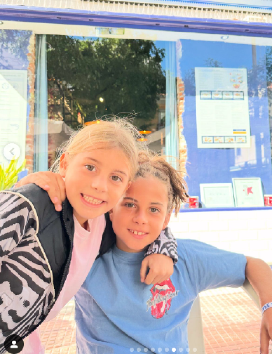 Στέλιος Χανταμπάκης - Όλγα Πηλιάκη: Έφτασαν στο νέο τους σπίτι στη Μαδρίτη 