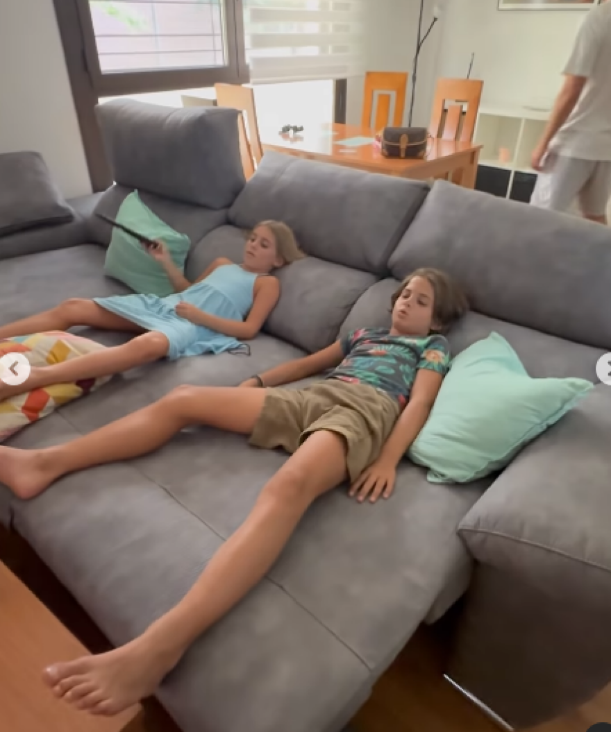 Στέλιος Χανταμπάκης - Όλγα Πηλιάκη: Έφτασαν στο νέο τους σπίτι στη Μαδρίτη 