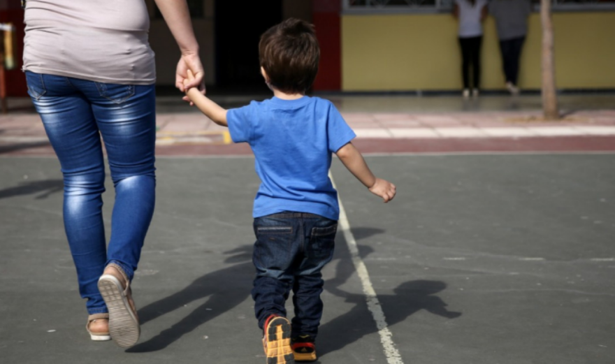 Γιατί οι γονείς πρέπει να αγνοούν τα παιδιά τους συχνότερα; 