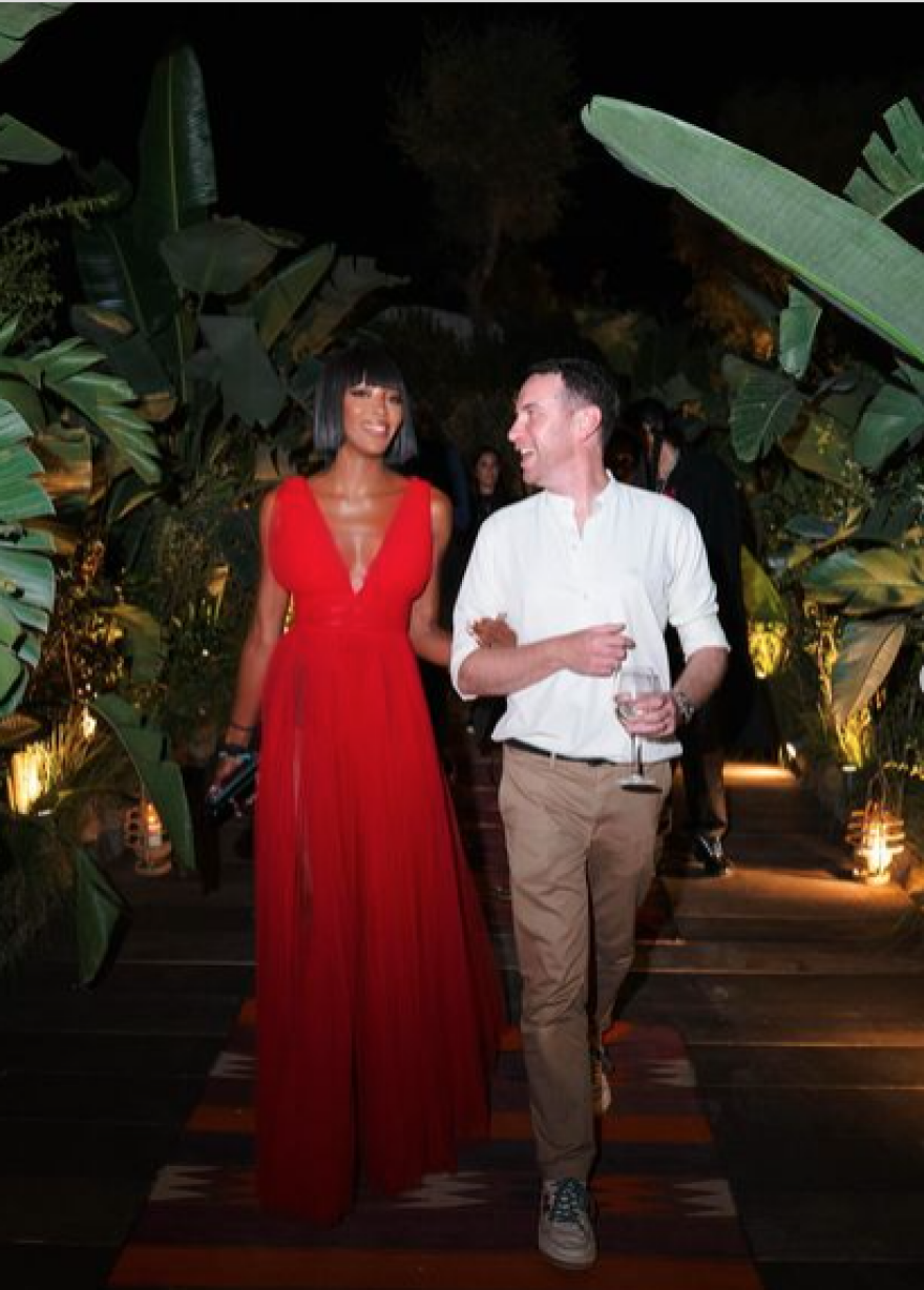 Ναόμι Κάμπελ: Το πάρτι της «μαύρης γαζέλας» στην Αθηναϊκή Ριβιέρα