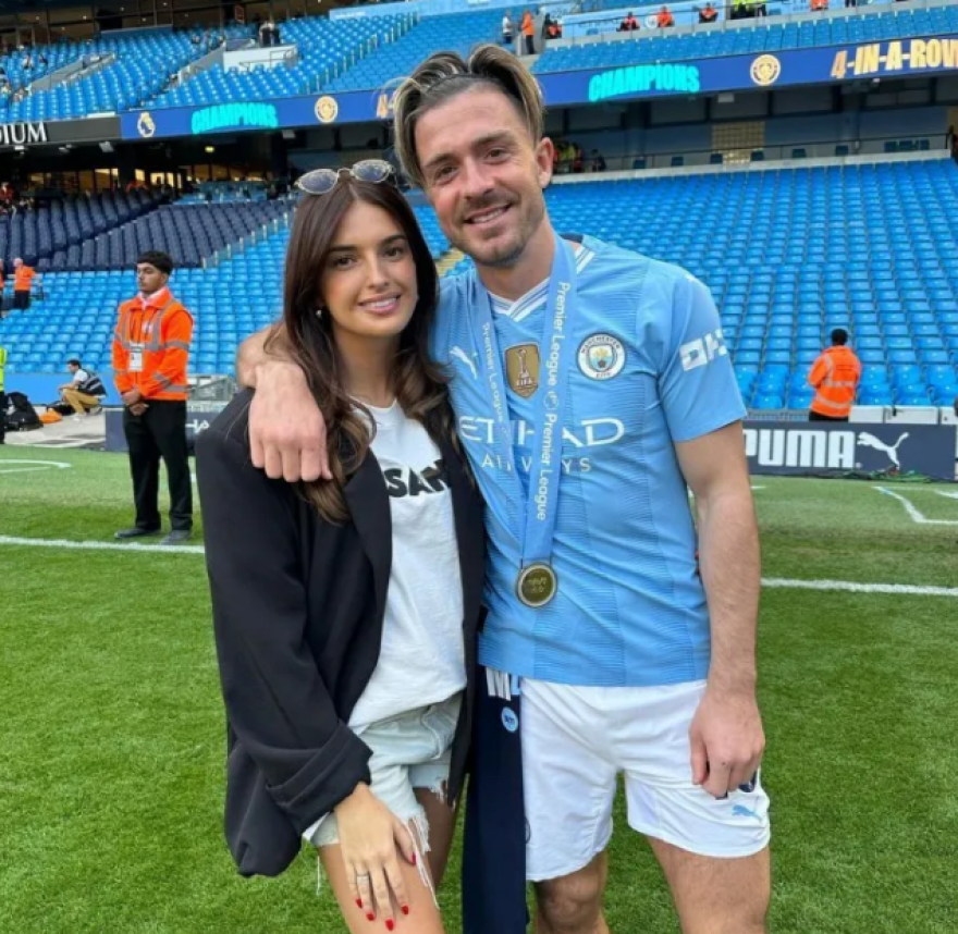 Premier League: Ντέρμπι και στις εξέδρες - Οι WAGs δίνουν άλλο χρώμα στο Σίτι-Άρσεναλ - Δείτε φωτογραφίες 