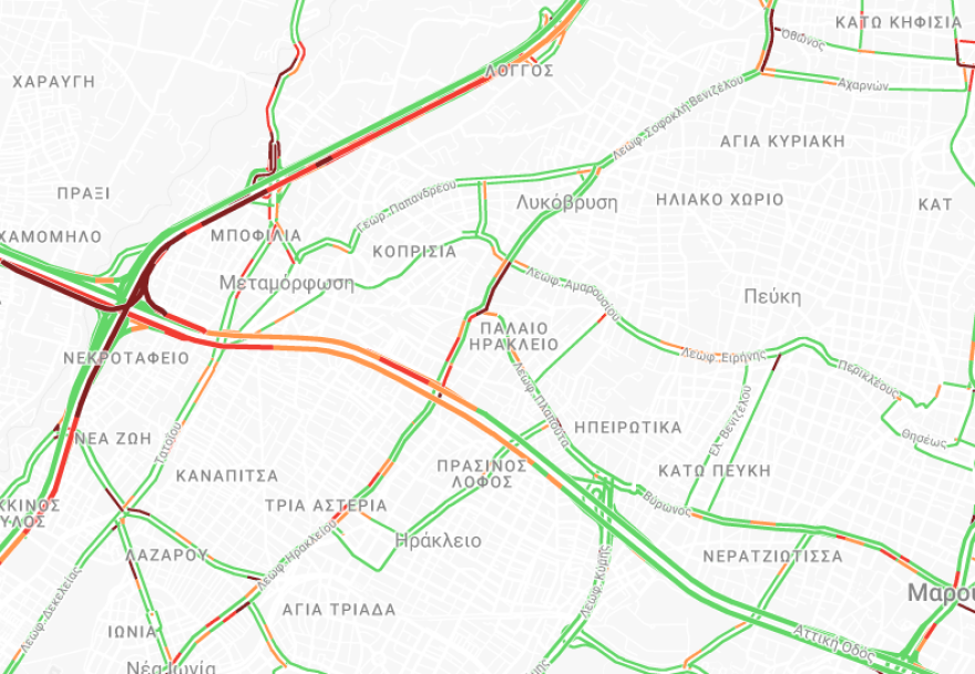 Τροχαίο στη Λυκόβρυση με ανατροπή μηχανής, σημειώνονται καθυστερήσεις στην Αττική Οδό στις εξόδους για Λαμία