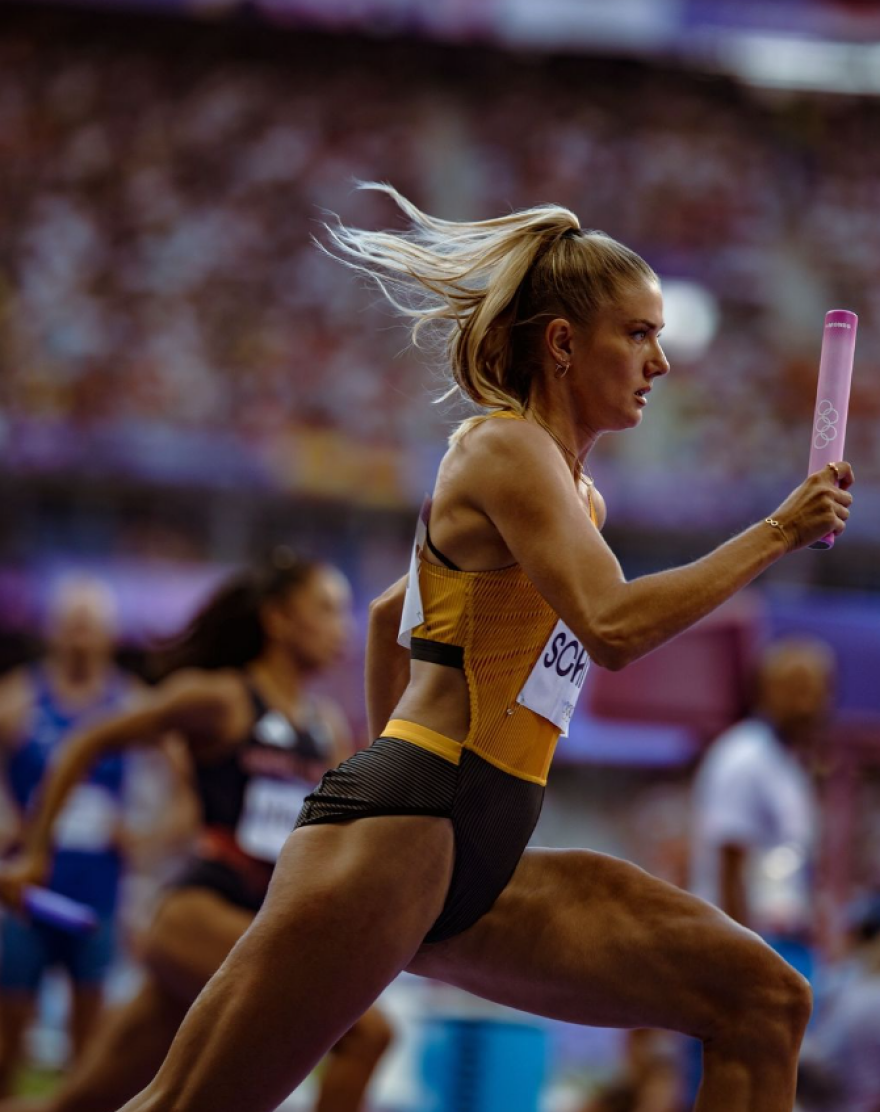 Αλίσα Σμιντ: Βουτιές και «βόλτες» με τζετ σκι στα πράσινα νερά της Ιταλίας για την πιο σέξι αθλήτρια του κόσμου - Βίντεο, φωτογραφίες