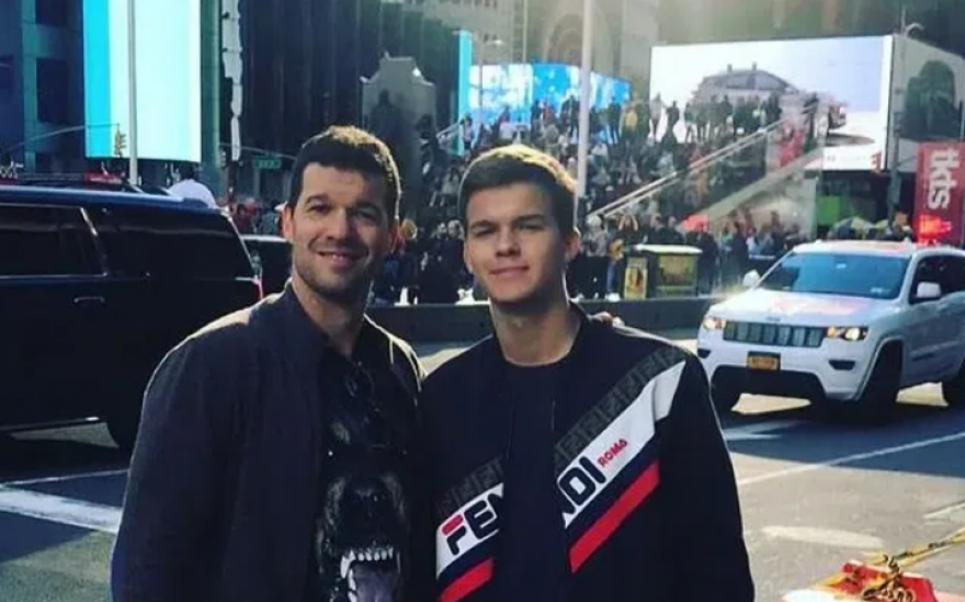 Μπάλακ: Δεν κρύβει την σχέση του με την 23χρονη Σοφία, φίλη του γιου του ο οποίος σκοτώθηκε στα 18 - Φωτογραφίες 