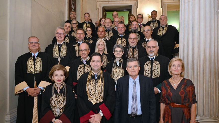 ΕΚΠΑ: Ο Αθανάσιος Μαρτίνος πήρε τον τίτλου του Μεγάλου Ευεργέτη του Πανεπιστημίου - Αναγορεύτηκε επίτιμος διδάκτορας της Ιατρικής