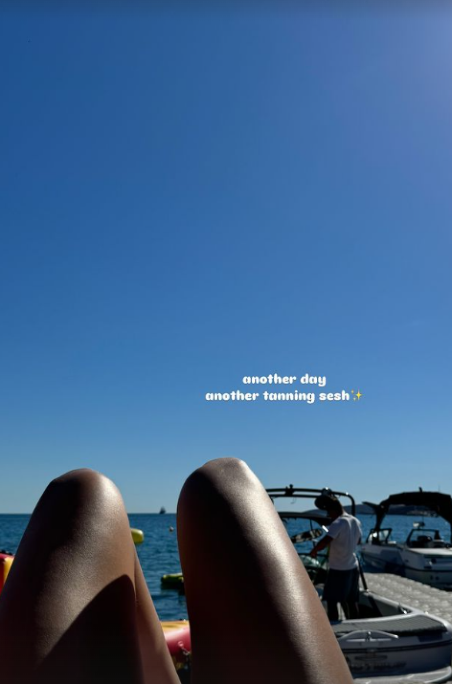 Λουσία Αλόνσο: Μπάνια και τον Οκτώβριο στην Αθήνα για την κόρη του προπονητή του Παναθηναϊκού - Φωτογραφίες 