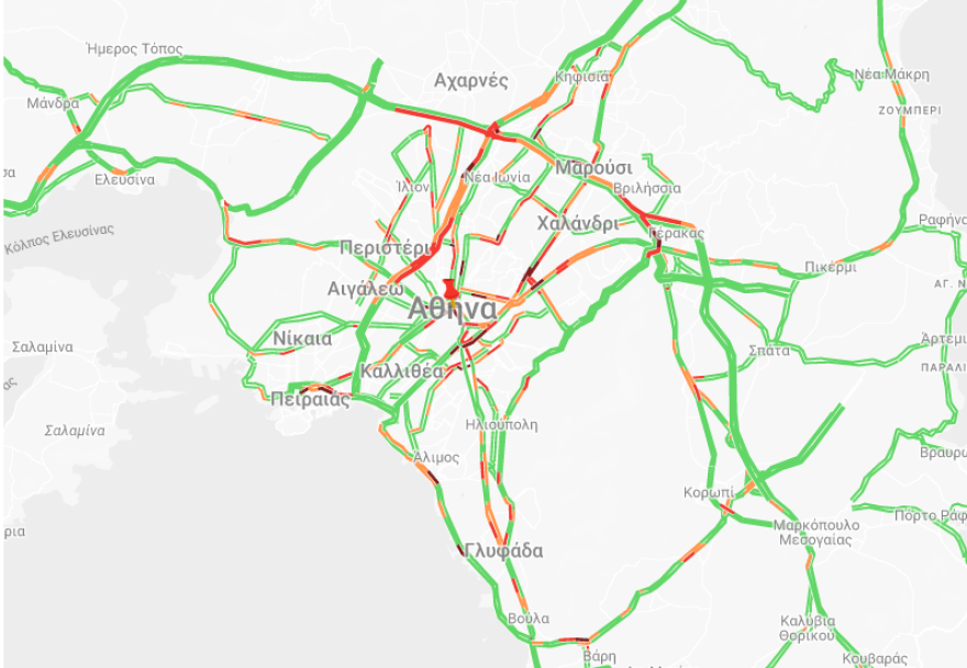Κίνηση τώρα στους δρόμους: Παραμένουν οι καθυστερήσεις στην Αττική Οδό 
