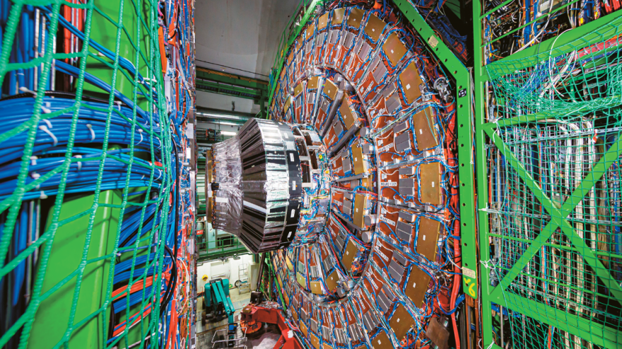 Ο Κωνσταντίνος Φουντάς μιλάει στον Δημήτρη Δανίκα - Ο γιος του μπακάλη από την Πύλο, πρόεδρος του CERN