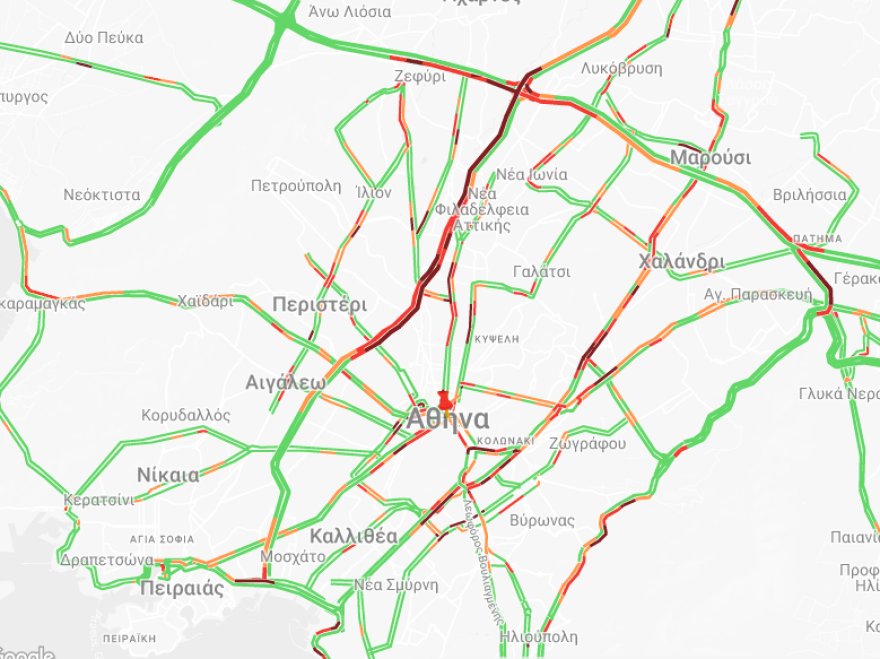 Κίνηση: Παραμένει μποτιλιαρισμένος ο Κηφισός, καθυστερήσεις και στην Περιφερειακή Υμηττού