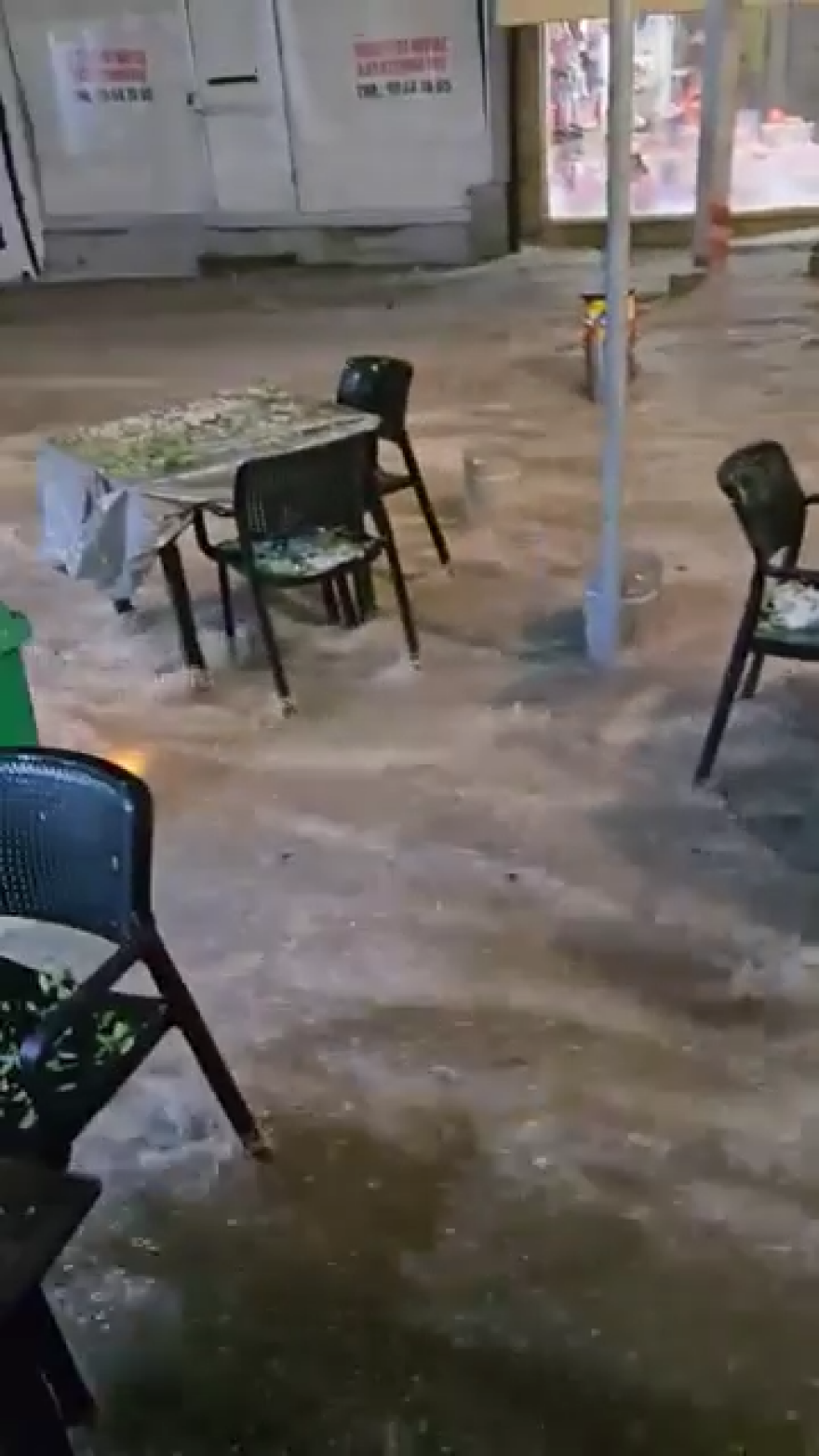 Κύπρος: Καταιγίδα «έπνιξε» τη Λεμεσό και τη Πάφο - Δείτε φωτογραφίες και βίντεο