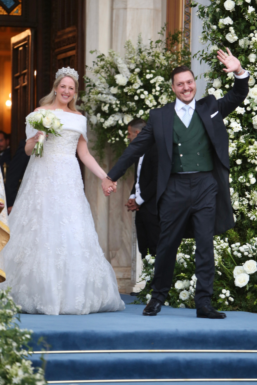 Βασιλικός γάμος στην Αθήνα - Η Θεοδώρα Γλύξμπουργκ παντρεύτηκε τον Μάθιου Κουμάρ - Δείτε βίντεο