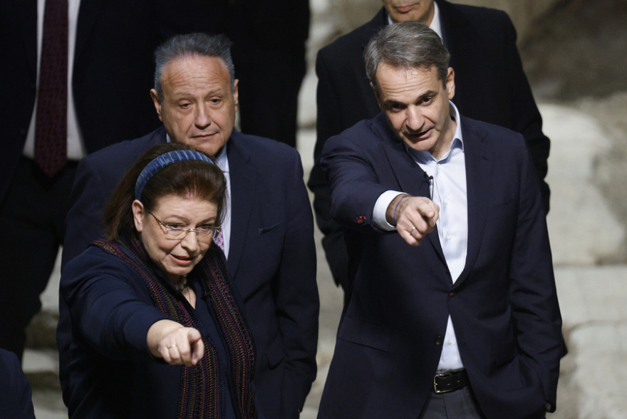 Μετρό Θεσσαλονίκης: Ο Μητσοτάκης «πατάει το κουμπί» για τη λειτουργία του - Συγκίνηση στον σταθμό-μουσείο της Βενιζέλου