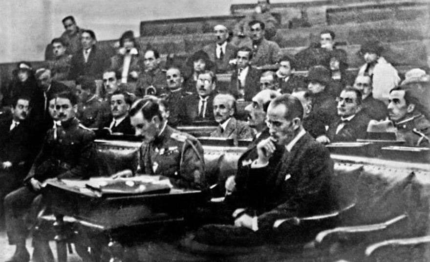 Ο πρίγκιπας Ανδρέας «απαντά» στους επικριτές του για όσα έγιναν στην εκστρατεία προς την Άγκυρα