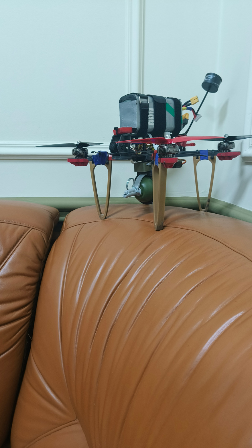 Πόλεμος στην Ουκρανία: Το protothema.gr στο στρατηγείο των ουκρανικών drones - Εδώ κατασκευάζεται το No1 όπλο του Κιέβου ενάντια στις δυνάμεις του Πούτιν