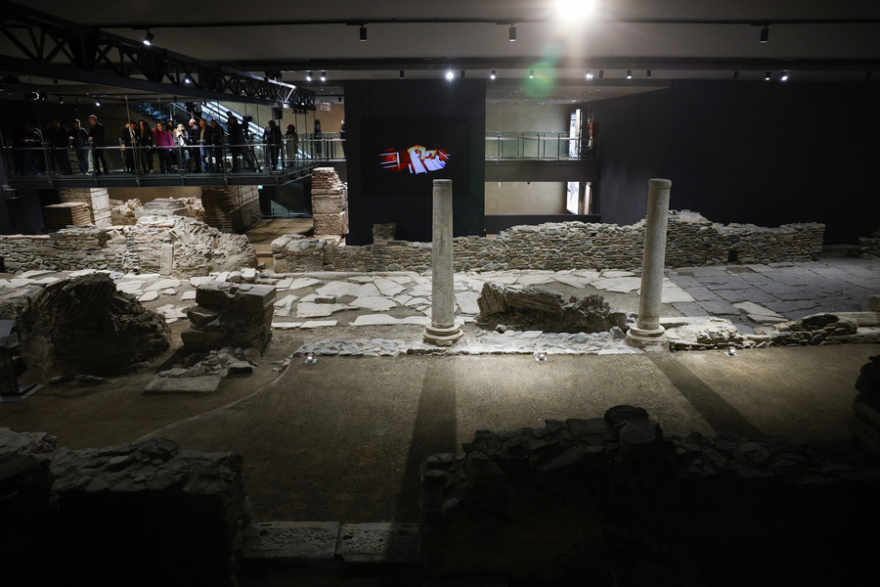 Μετρό Θεσσαλονίκης: Ο Μητσοτάκης «πατάει το κουμπί» για τη λειτουργία του - Συγκίνηση στον σταθμό-μουσείο της Βενιζέλου