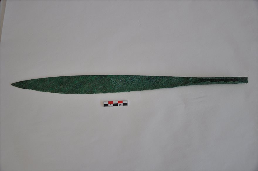 Χάλκινο μονόστομο βραχύ ξίφος, περίπου 1600/1500 π.Χ.