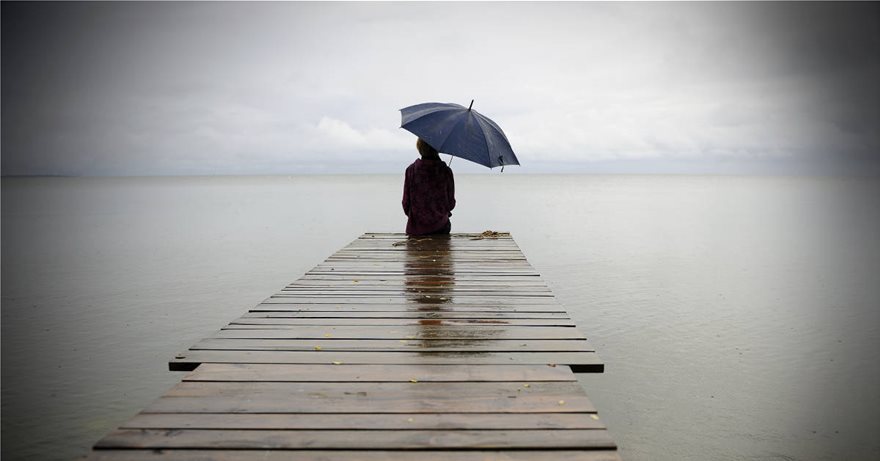 Η μοναξιά βλάπτει σοβαρά την υγεία και με αποδείξεις