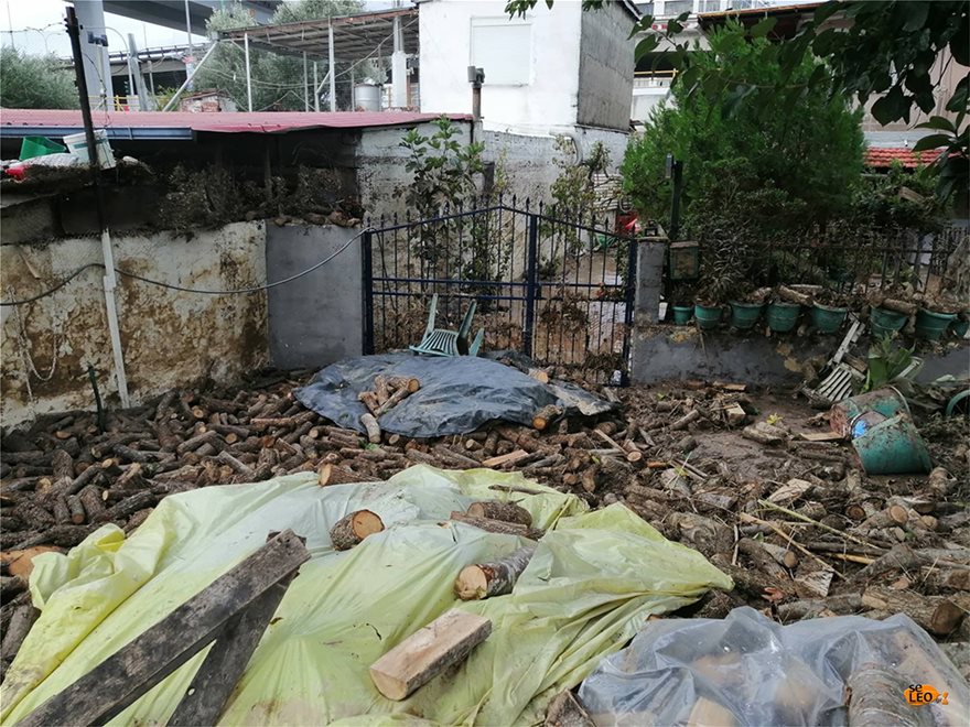 p4  Κακοκαιρία στη Θεσσαλονίκη: Εικόνες καταστροφής - Δρόμοι «ποτάμια» και πλημμυρισμένα σπίτια p4