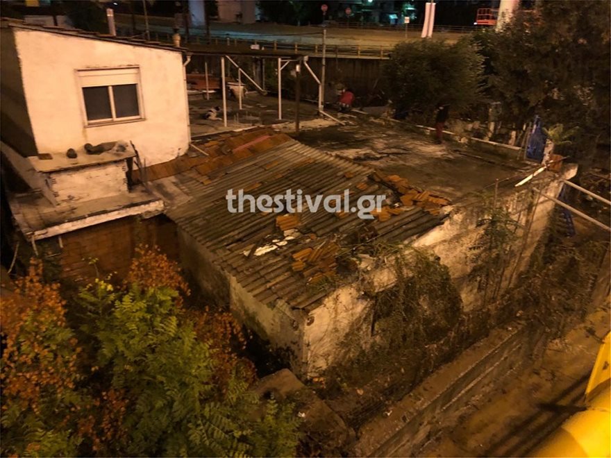 the1  Κακοκαιρία στη Θεσσαλονίκη: Εικόνες καταστροφής - Δρόμοι «ποτάμια» και πλημμυρισμένα σπίτια the1