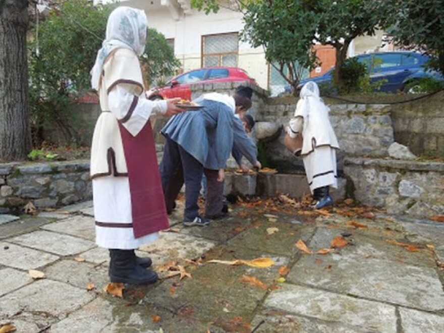 Το-ταισμα-της-βρυσης