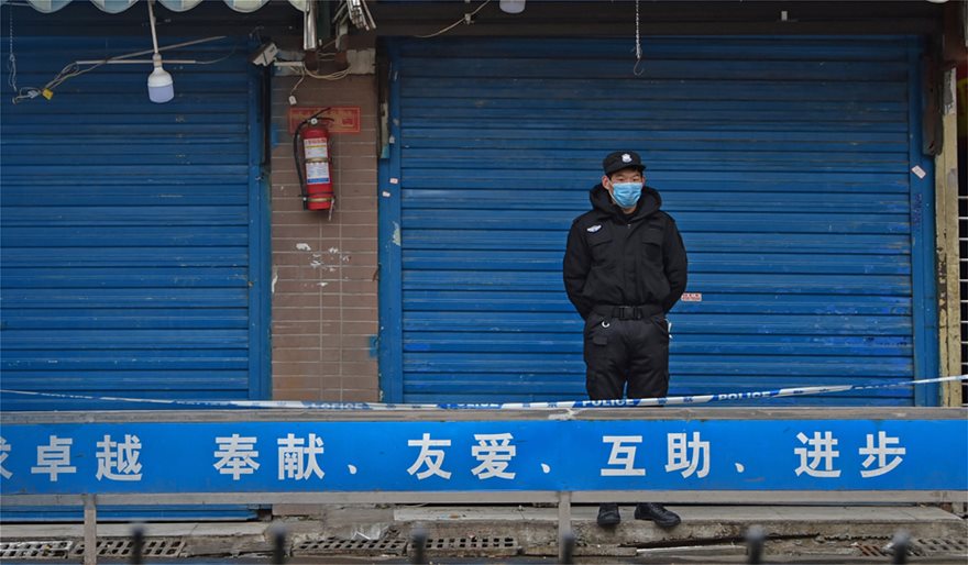 wuhan  Κοροναϊός: Σε «απομόνωση» η Κίνα - Φεύγουν άρον-άρον ξένοι υπήκοοι wuhan