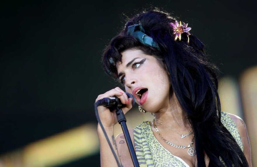 amy_winehouse_reuters-scaled