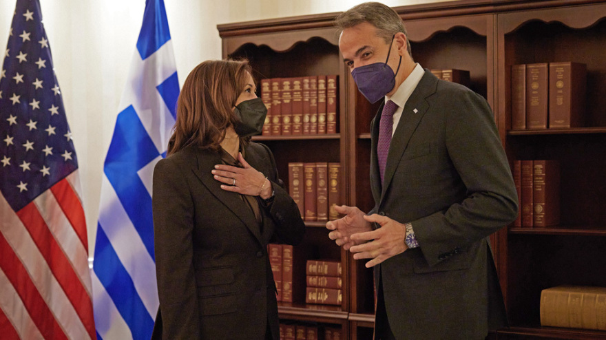 kamala_harris_mitsotakis_art_2