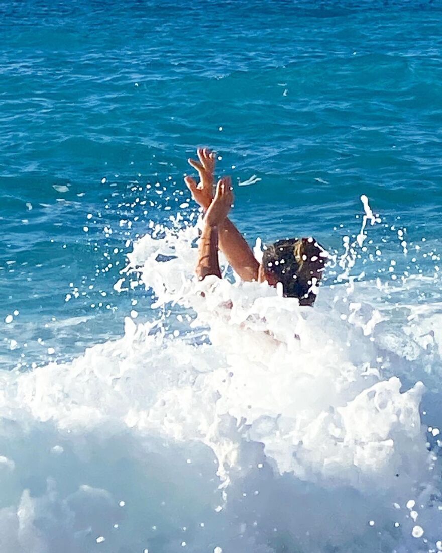 , Κατερίνα Καραβάτου: «Δίνει μάχη» με τα κύματα
