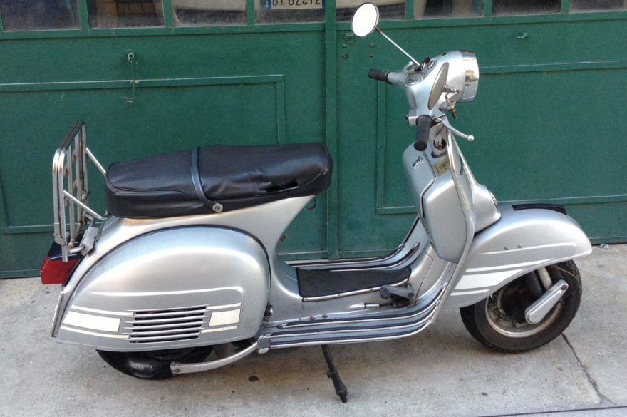 PIAGGIO-VESPA-RALLY-200-1977