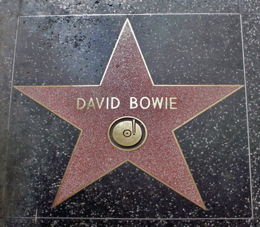 David_Bowie_holywood