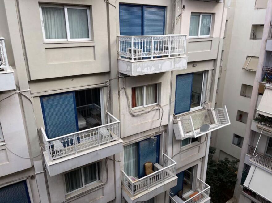 balcony1