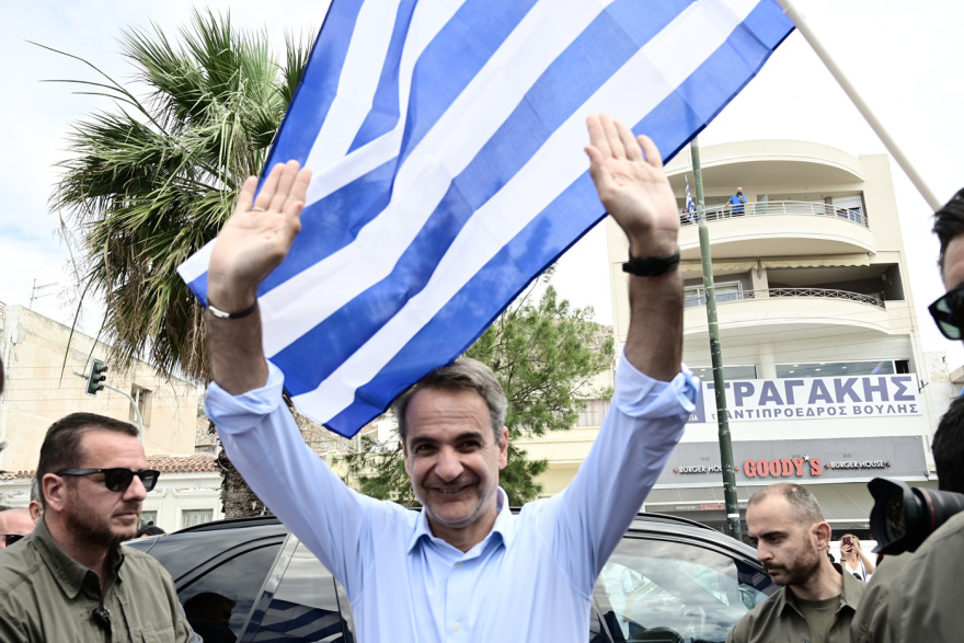 mitsotakis_in__4_