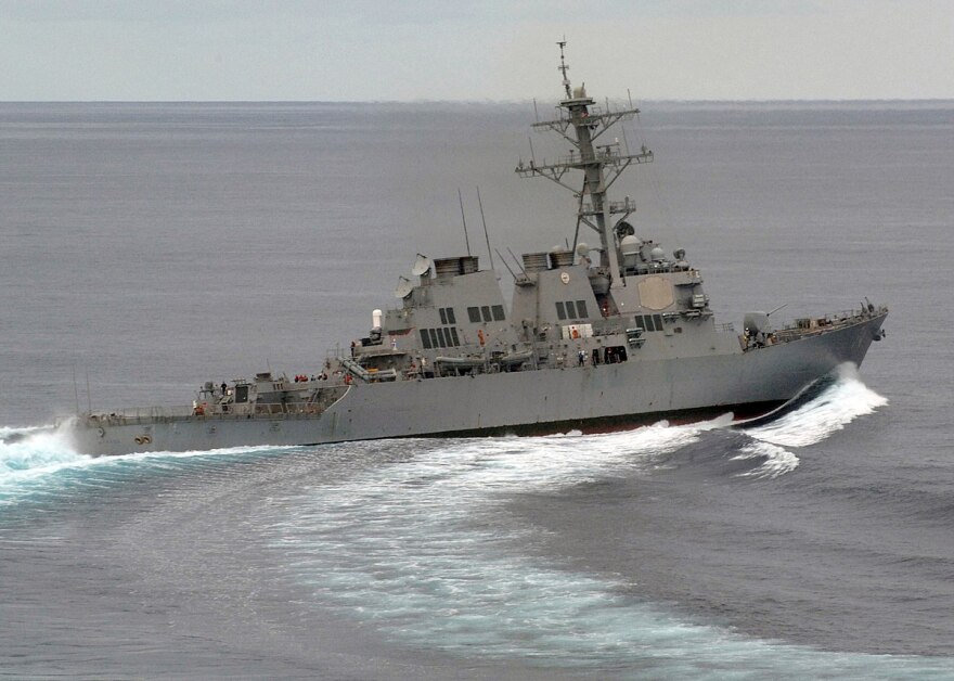 1200px-USS_McFaul__DDG-74_