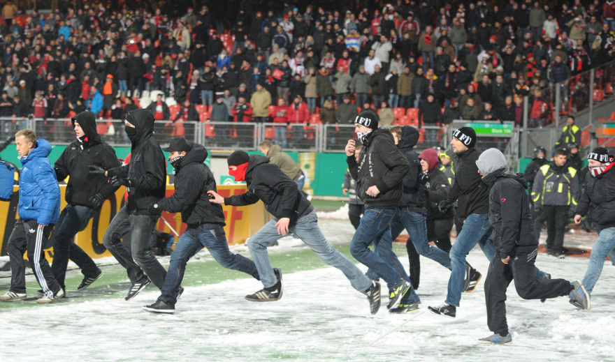 nuremberg-hooligans