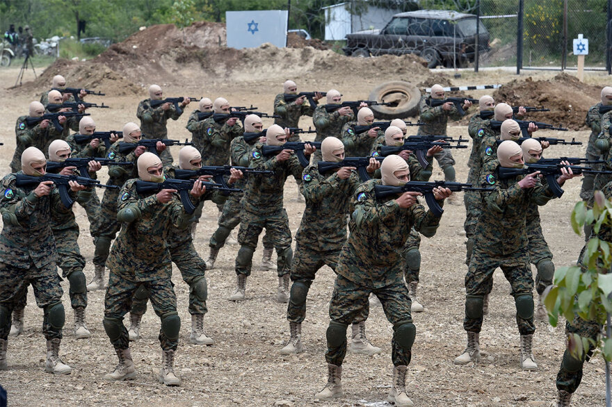 Hezbollah-fighters-3