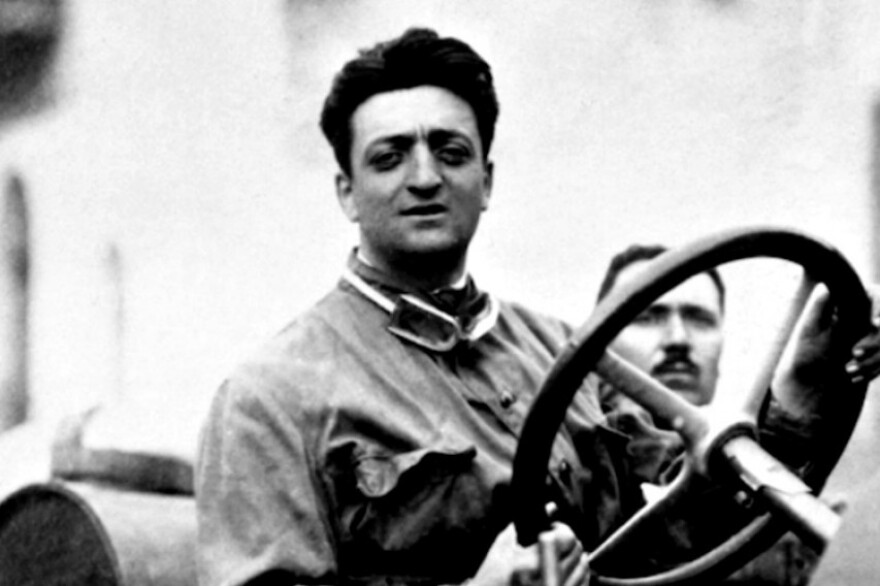 Enzo_Ferrari_3