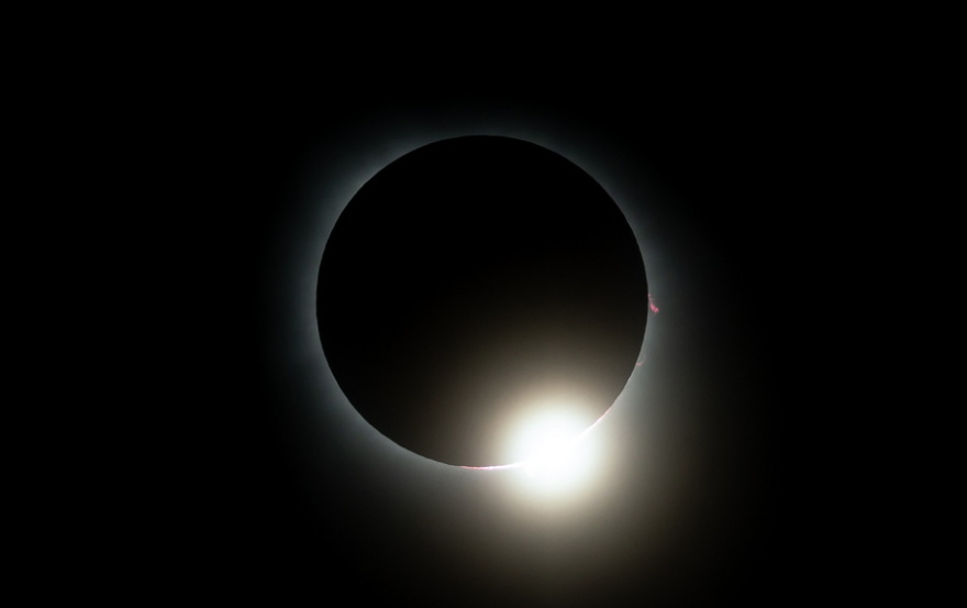 eclipse_ring