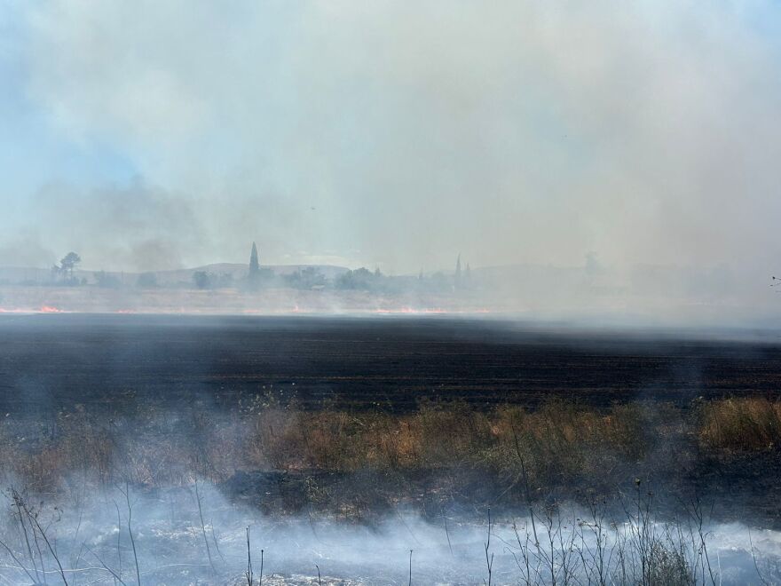 fotia__2_  Ντόμινο πυρκαγιών στη χώρα - Μάχη με τις φλόγες fotia  2