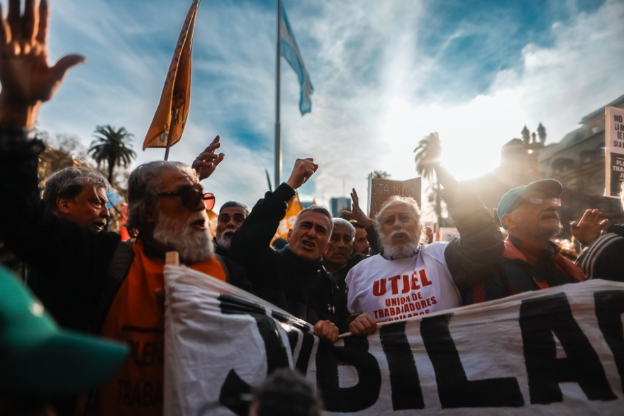 argentina__protest_3