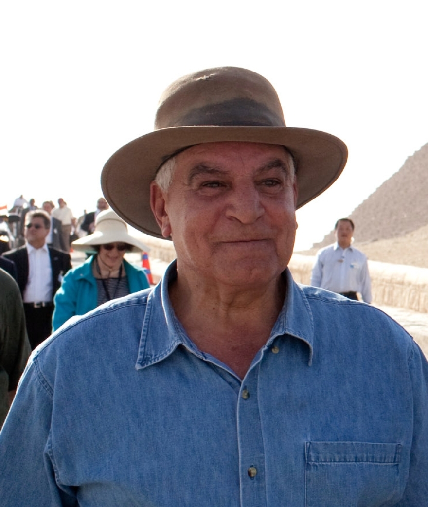 Nefettiti_-_Zahi_Hawass