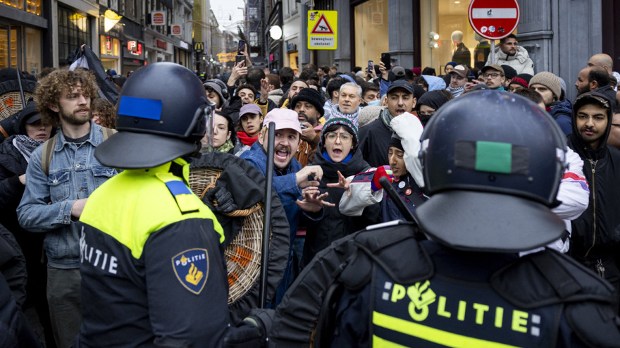 pro-Palestinian_protest_Amsterdam-0