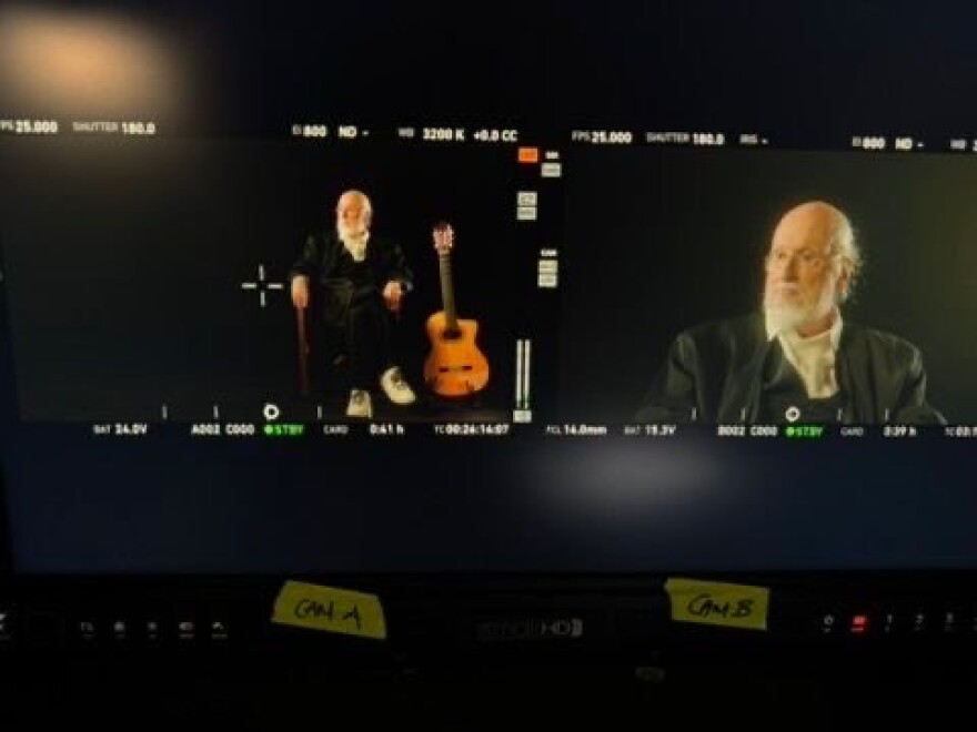 Long Play: Ξεκίνησαν τα γυρίσματα για τη νέα μεγάλη παραγωγή του ΣΚΑΪ με τις ιστορίες του Σαββόπουλου