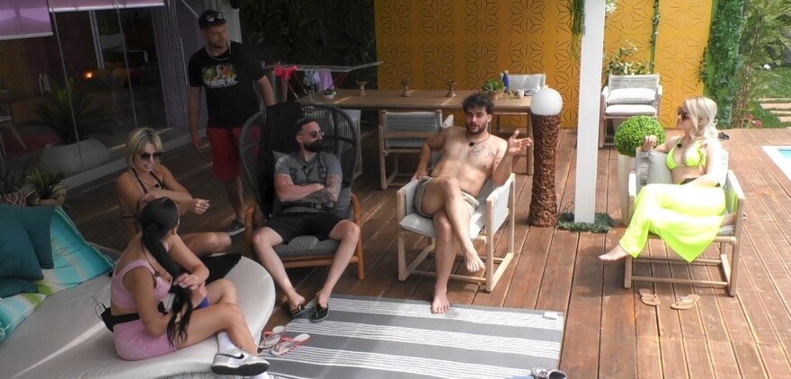 Big Brother: Απόψε η πρώτη αρχηγία και η πρεμιέρα του live streaming - Δείτε βίντεο