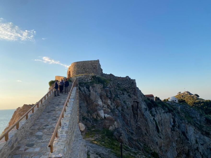 Λίνα Μενδώνη: To Κάστρο του Παπαδιαμάντη συνδέει σήμερα το παρελθόν με το μέλλον της Σκιάθου
